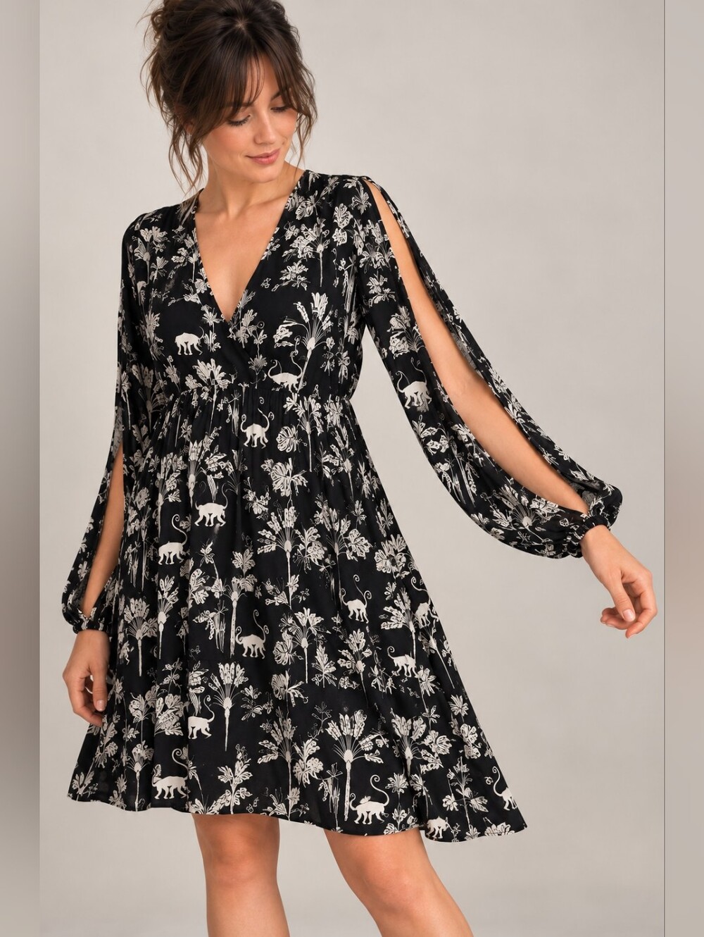 Joelle Collection Black & White Tropical Monkey Print Slit Sleeve Dress – Size X